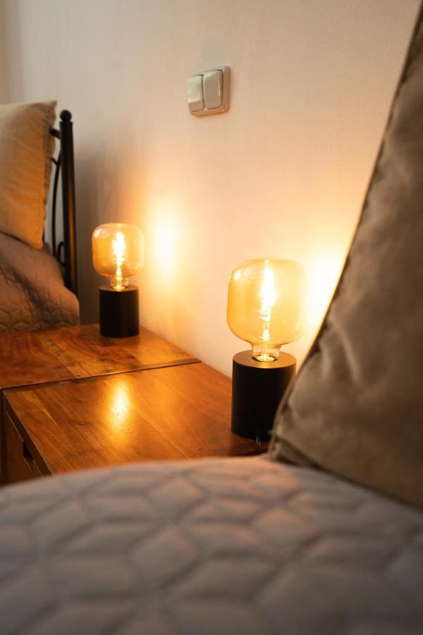 Black Field Apartment 布尔诺 外观 照片